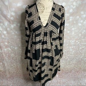 𝅺SAGE Deep V-Neck Long Sleeve Dress